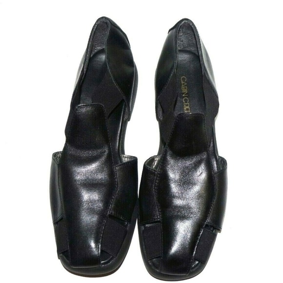 black leather t strap sandals